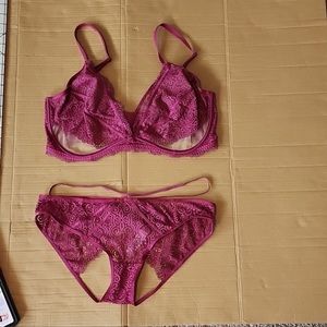 Adoreme boysenberry Jenni bra +matching bikini panty-38G bra- large panty